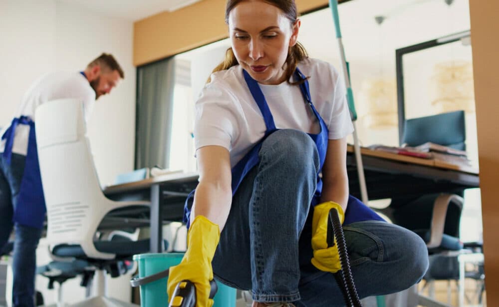 Cleaning of commercial facilities